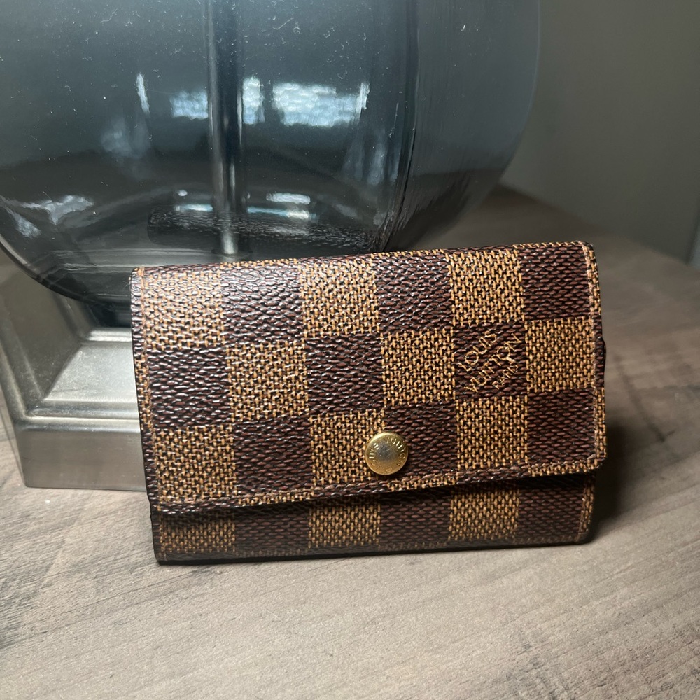 Authentic Louis Vuitton Brown Leather key holder